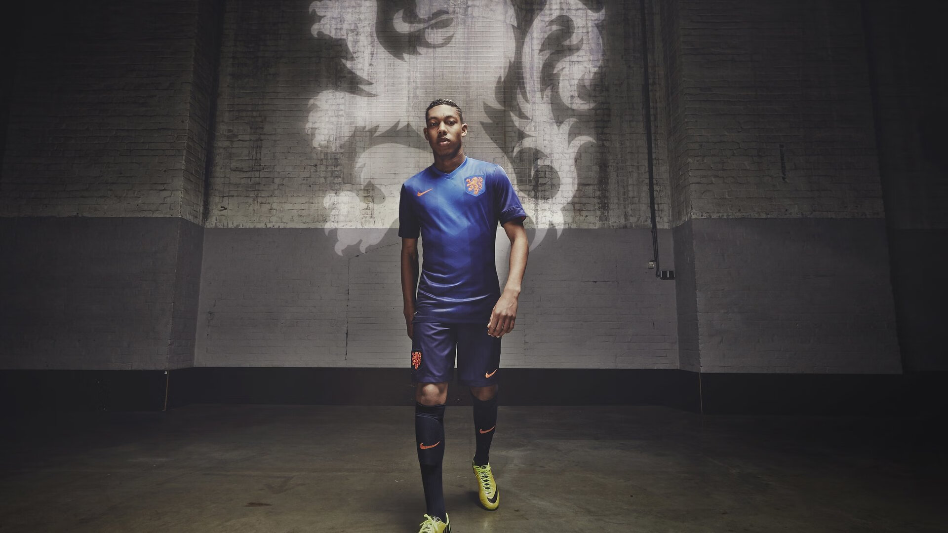 Doinb迎来十赛季高光表现,独行侠球迷沸腾!